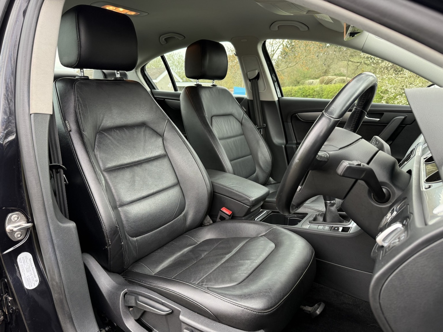 Used Volkswagen Passat 2014 for sale - 78125180: Photo 8