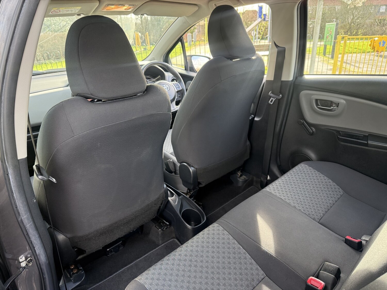 Used Toyota Yaris 2014 for sale - 77501525: Photo 13