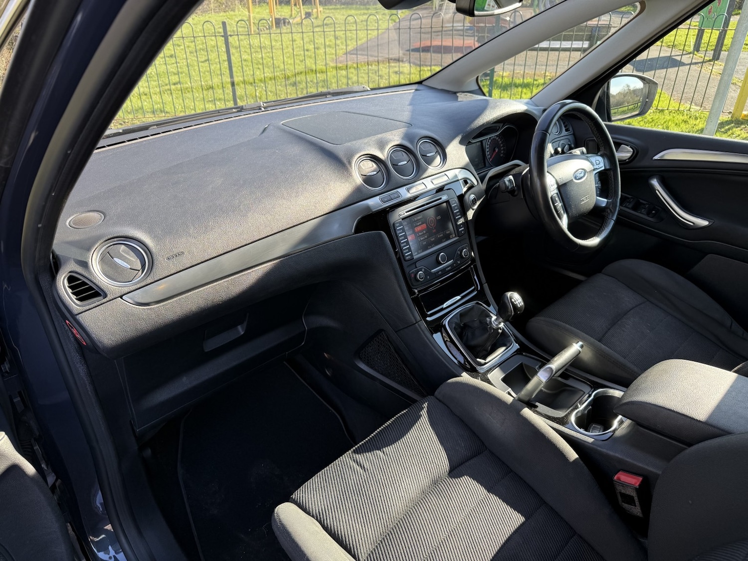 Used Ford S-Max 2014 for sale - 77938242: Photo 11