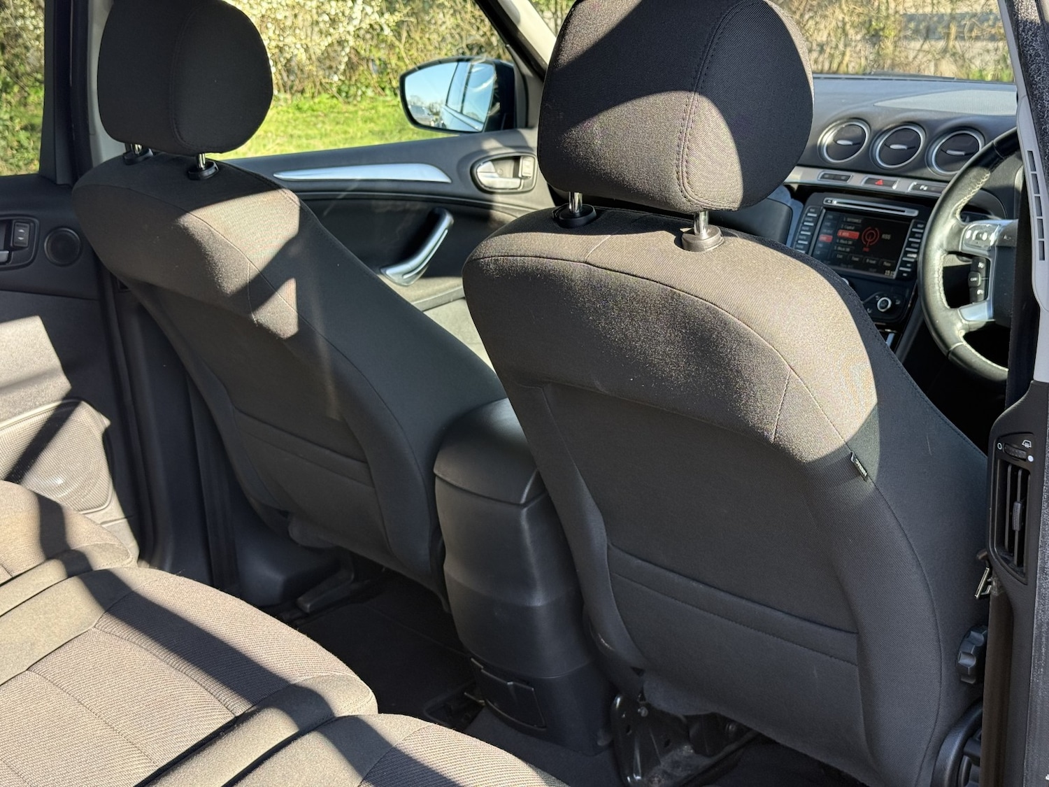 Used Ford S-Max 2014 for sale - 77938242: Photo 14