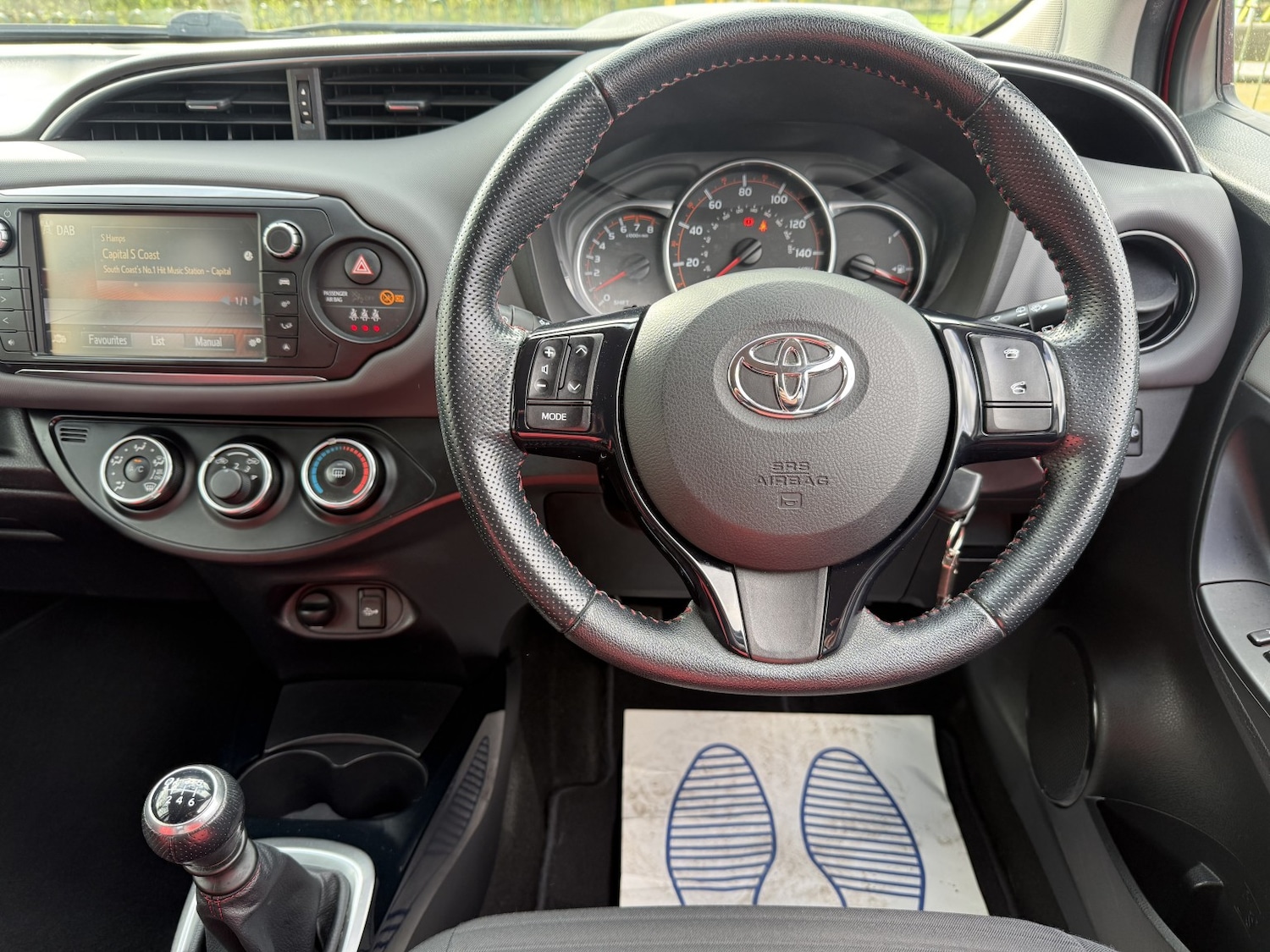Used Toyota Yaris 2015 for sale - 78018271: Photo 10