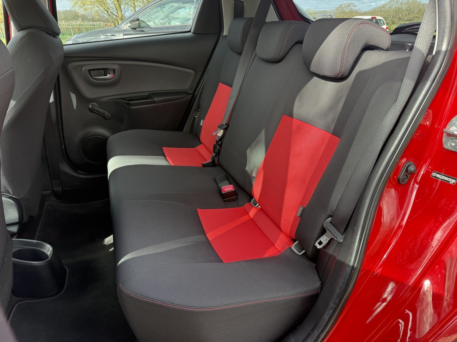 Used Toyota Yaris 2015 for sale - 78018271: Photo 13