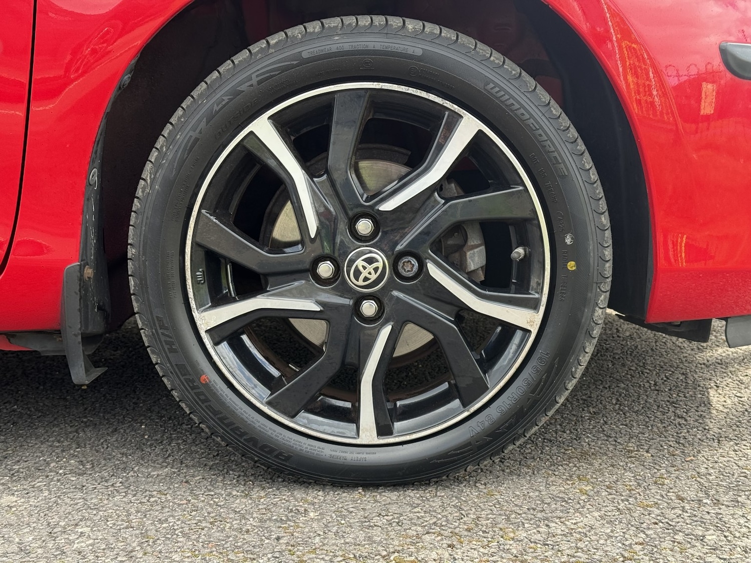 Used Toyota Yaris 2015 for sale - 78018271: Photo 17