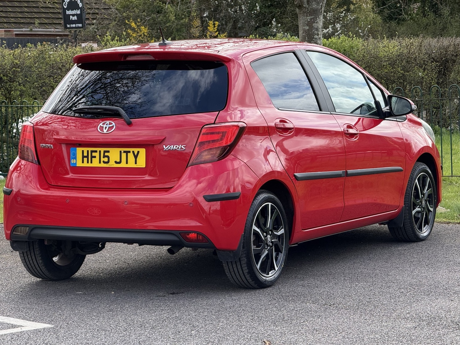 Used Toyota Yaris 2015 for sale - 78018271: Photo 6