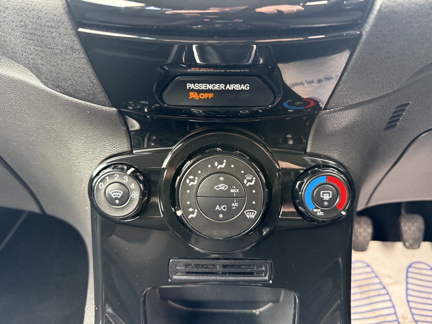 Used Ford Fiesta 2015 for sale - 77423446: Photo 13