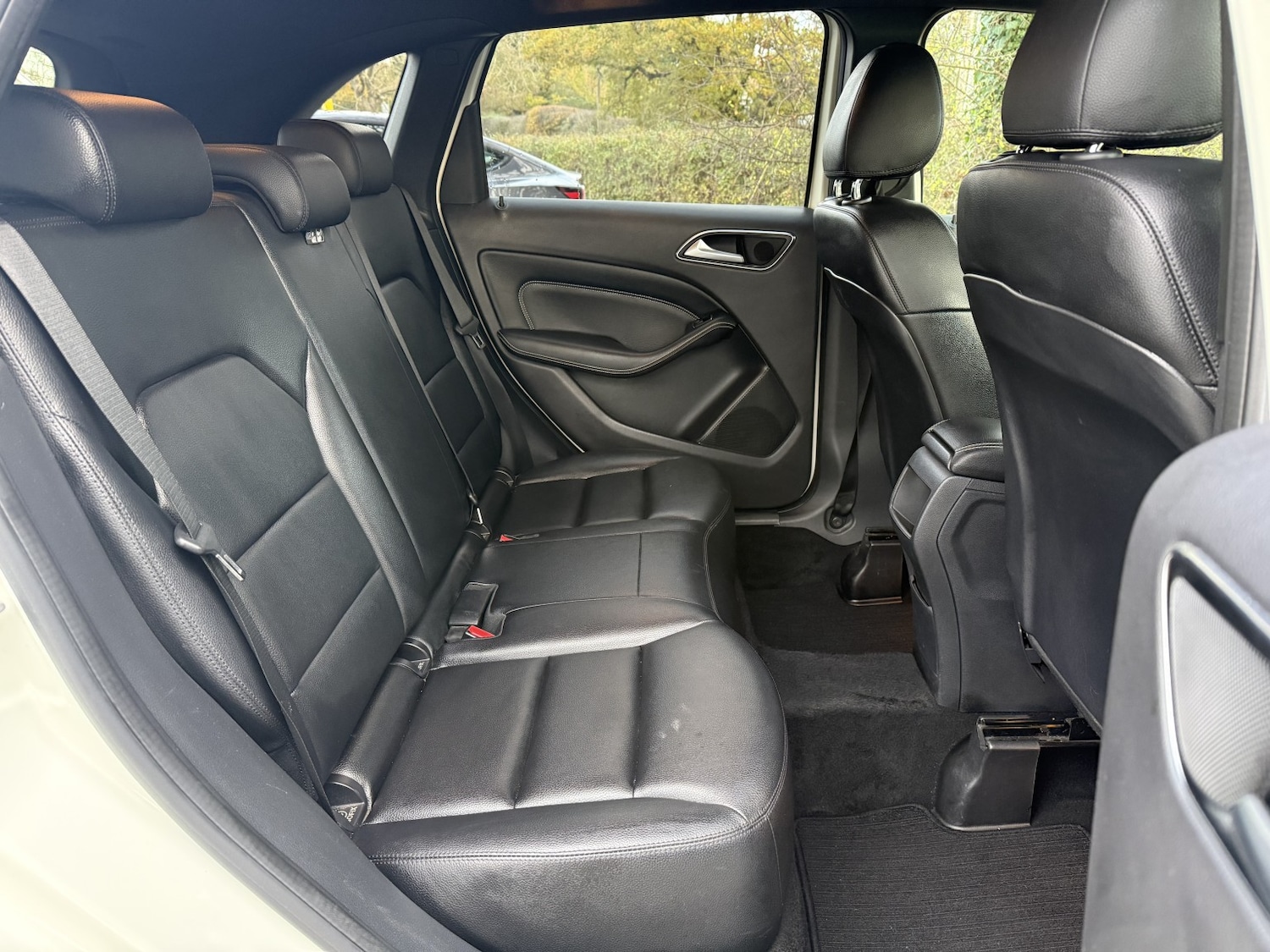 Used Mercedes-Benz B Class 2014 for sale - 76631466: Photo 14