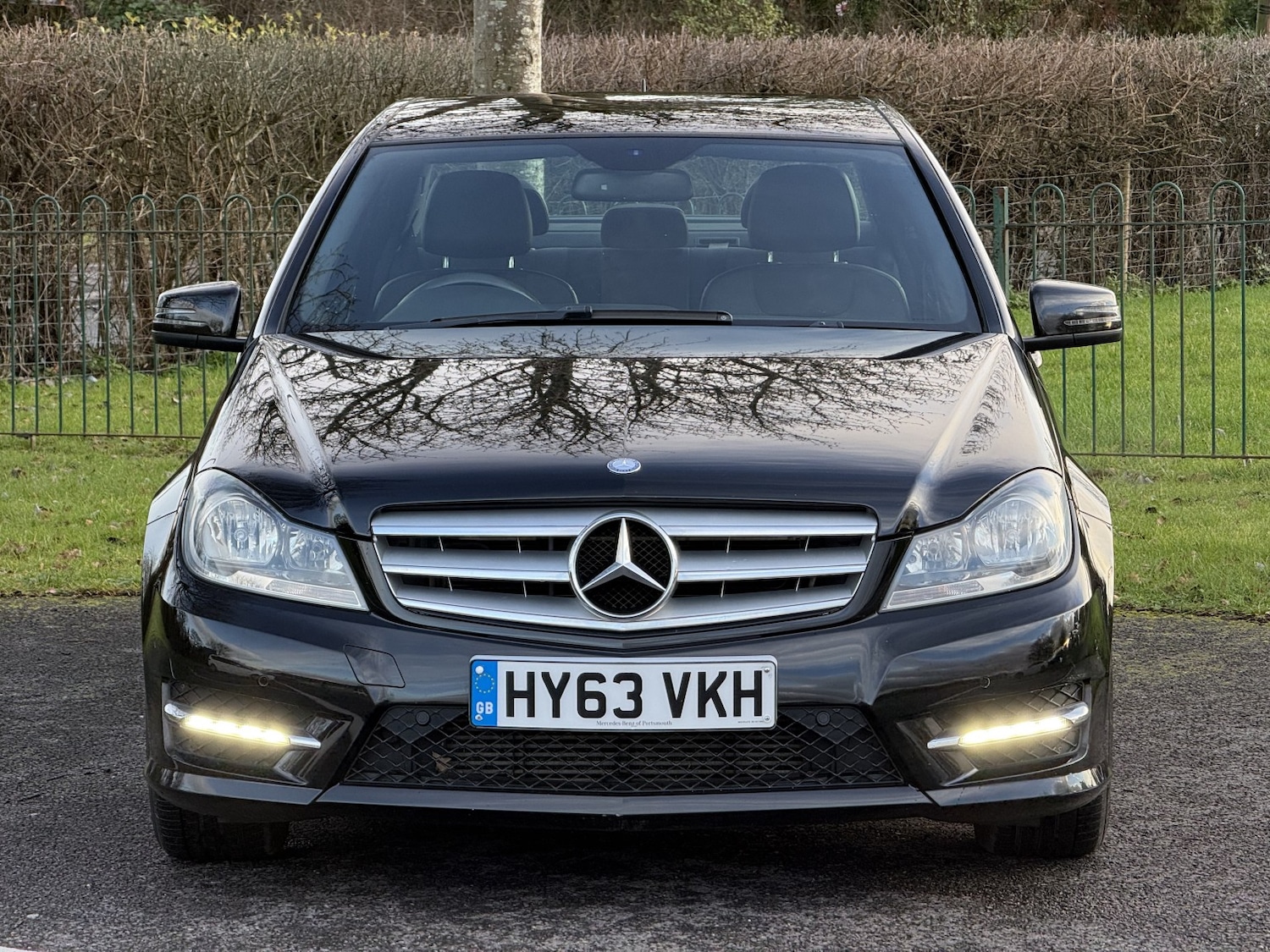 Used Mercedes-Benz C Class 2013 for sale - 77251334: Photo 2