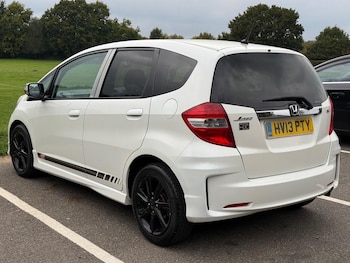 Used Honda Jazz 2013 for sale - 76134033: Photo 4