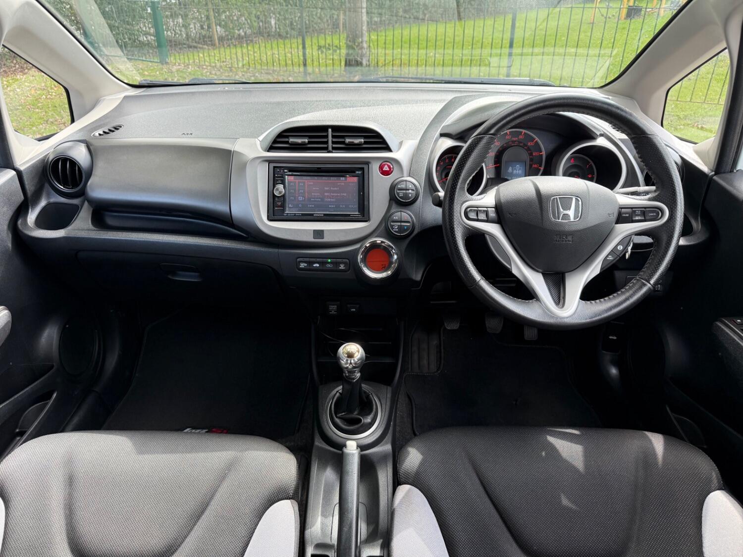 Used Honda Jazz 2013 for sale - 76134033: Photo 9