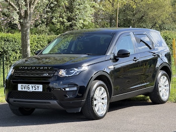 Used Land Rover Discovery Sport 2016 for sale - 78300507: Photo