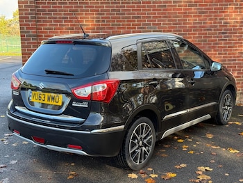 Used Suzuki SX4 S-Cross 2013 for sale - 76521112: Photo