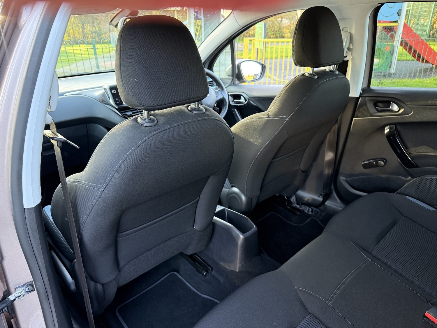 Used Peugeot 208 2012 for sale - 77020569: Photo 13