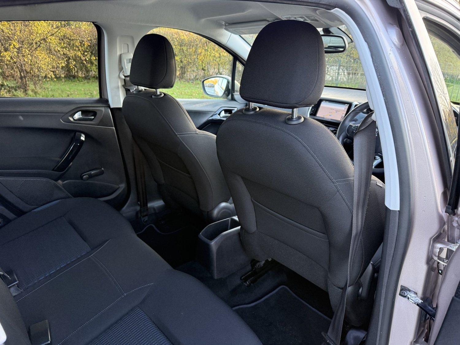 Used Peugeot 208 2012 for sale - 77020569: Photo 14