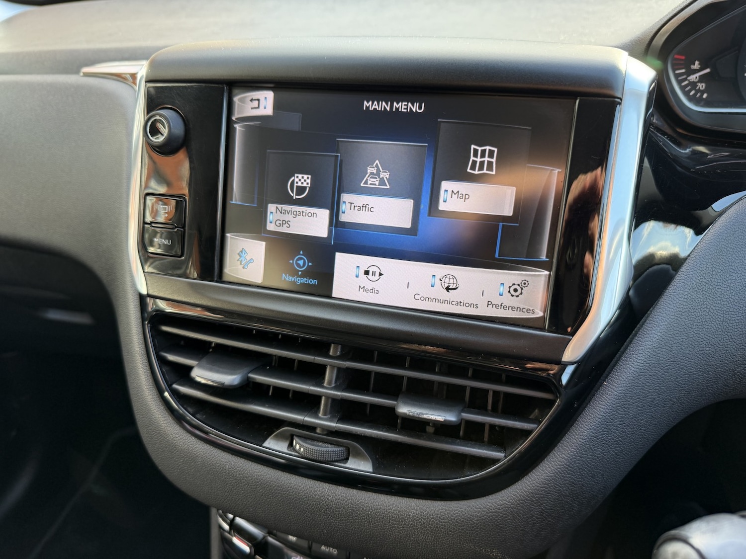 Used Peugeot 208 2012 for sale - 77020569: Photo 17