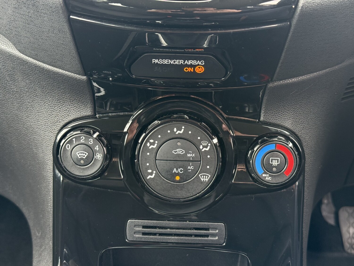 Used Ford Fiesta 2013 for sale - 78139433: Photo 18