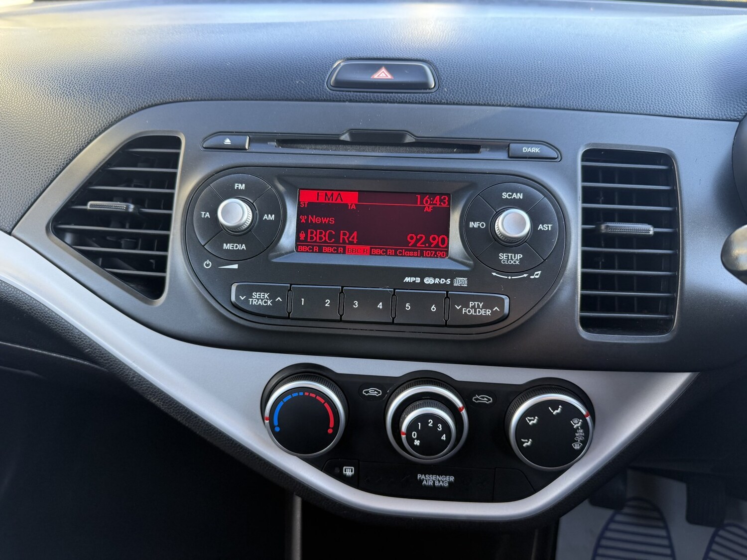 Used Kia Picanto 2015 for sale - 78145829: Photo 16