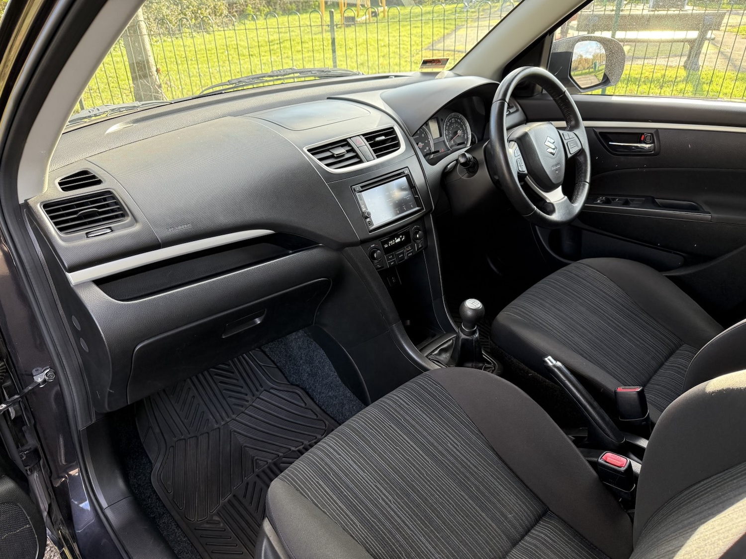 Used Suzuki Swift 2014 for sale - 77077122: Photo 11