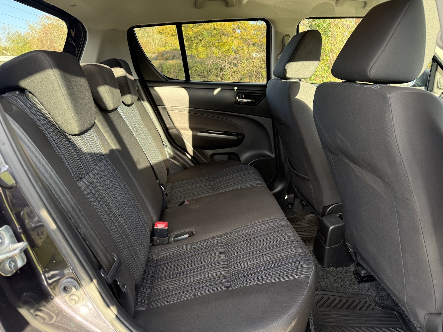 Used Suzuki Swift 2014 for sale - 77077122: Photo 15