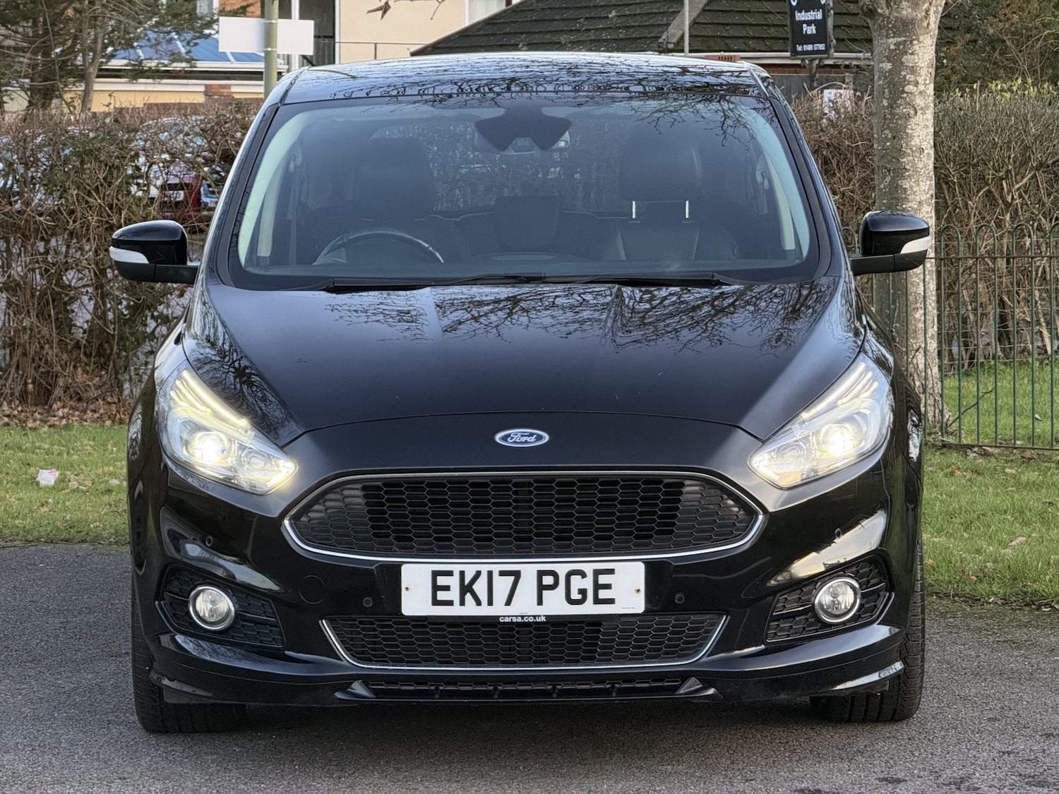 Used Ford S-Max 2017 for sale - 77148248: Photo 2