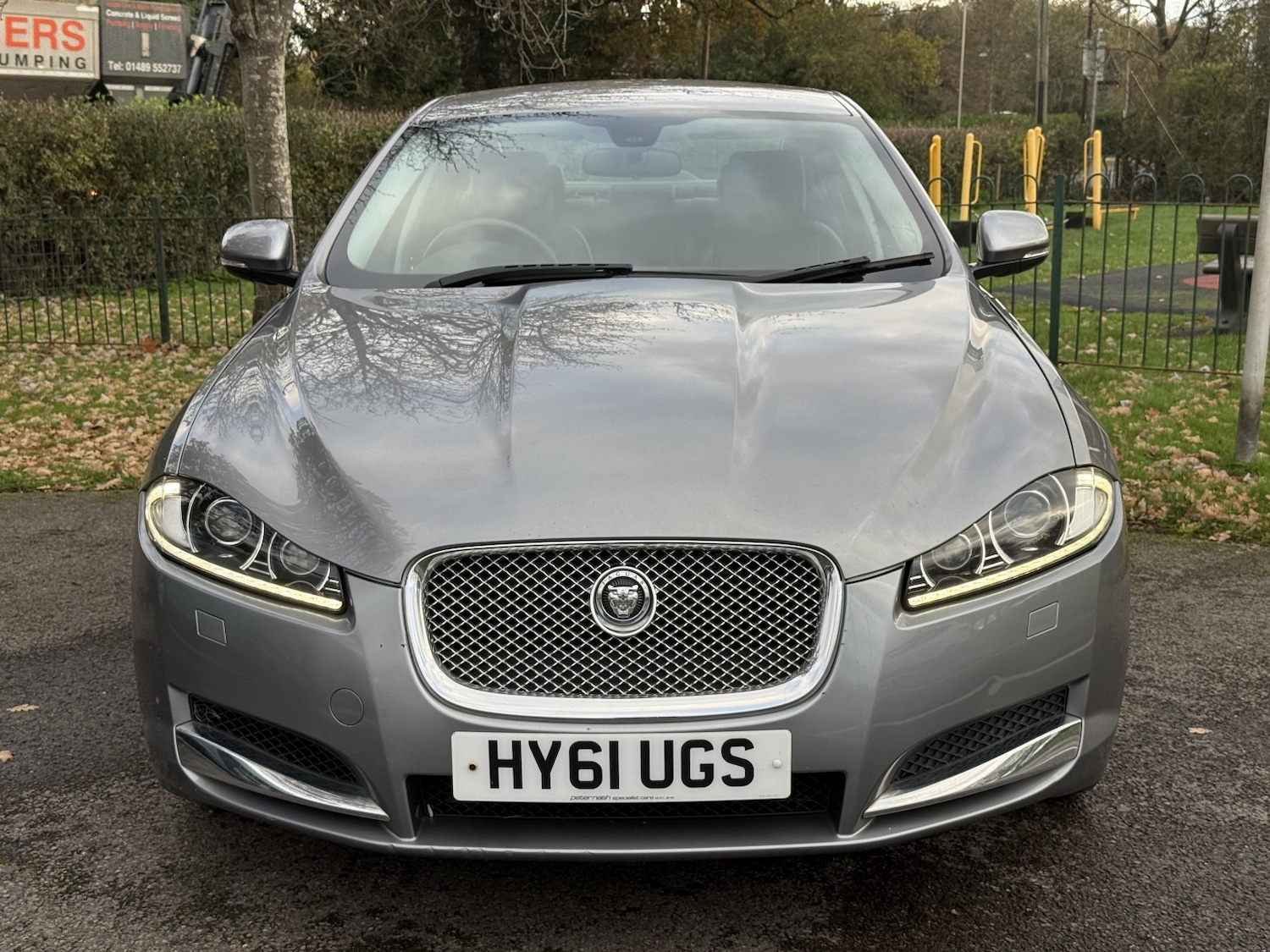 Used Jaguar XF 2011 for sale - 76631469: Photo 3