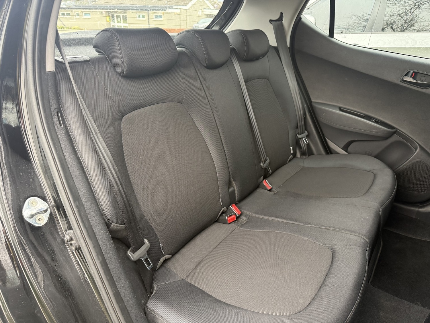 Used Hyundai i10 2017 for sale - 77636983: Photo 15