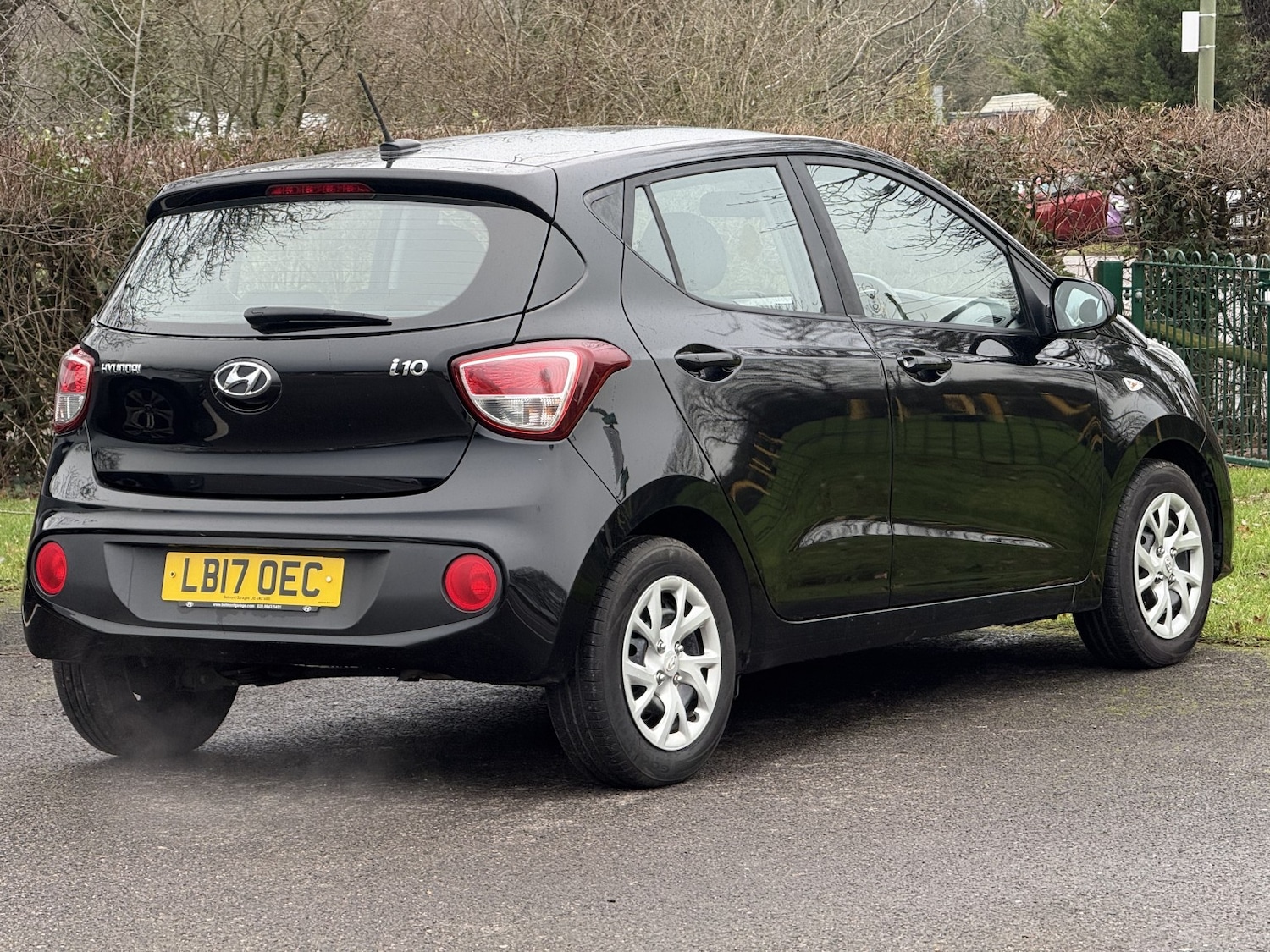 Used Hyundai i10 2017 for sale - 77636983: Photo 6