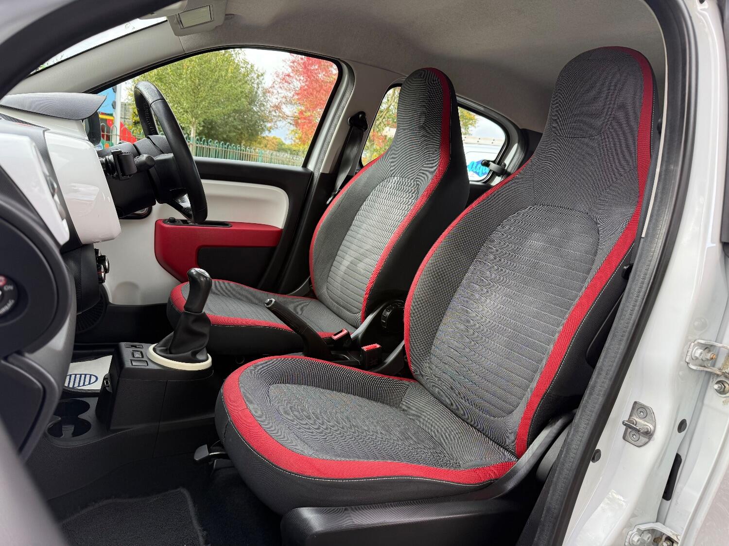 Used Renault Twingo 2014 for sale - 76334763: Photo 11