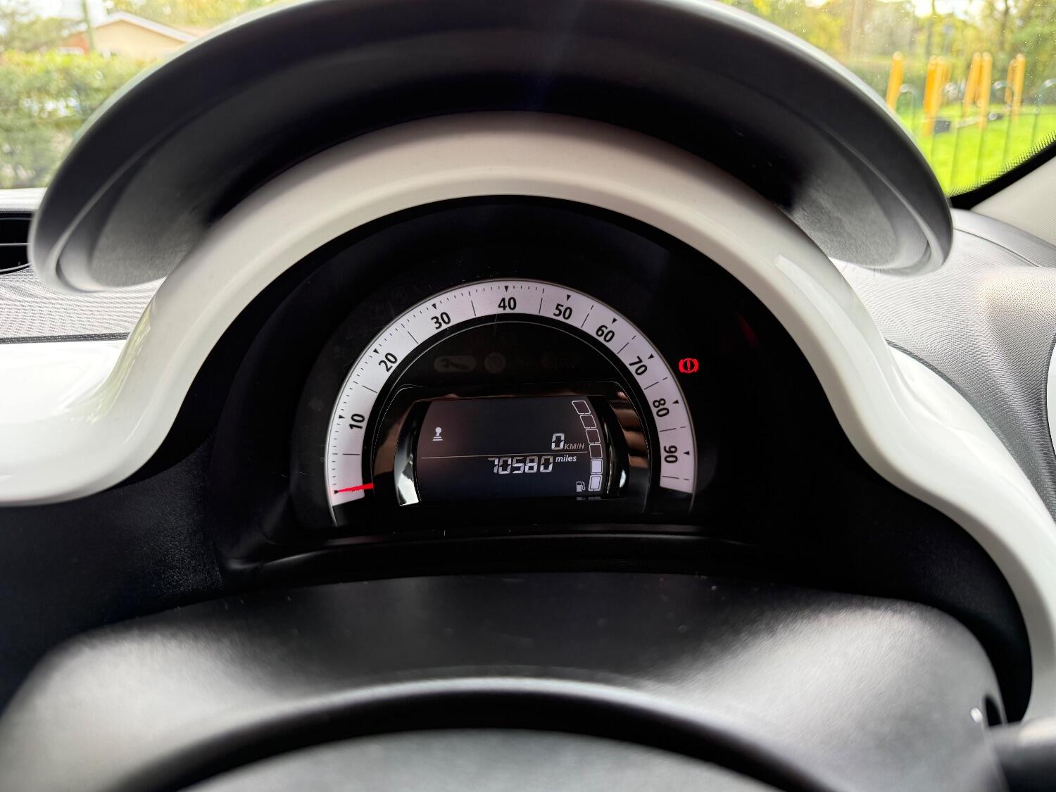 Used Renault Twingo 2014 for sale - 76334763: Photo 14