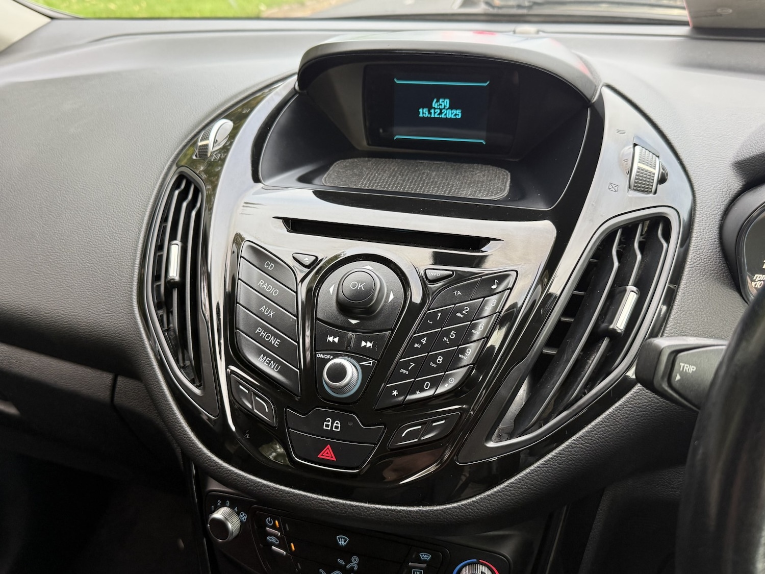 Used Ford B-MAX 2015 for sale - 76666073: Photo 19