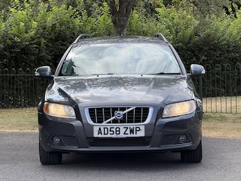 Used Volvo V70 2008 for sale - 79302196: Photo
