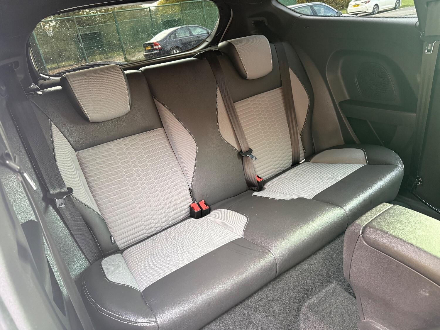 Used Ford Fiesta 2014 for sale - 76455521: Photo 10