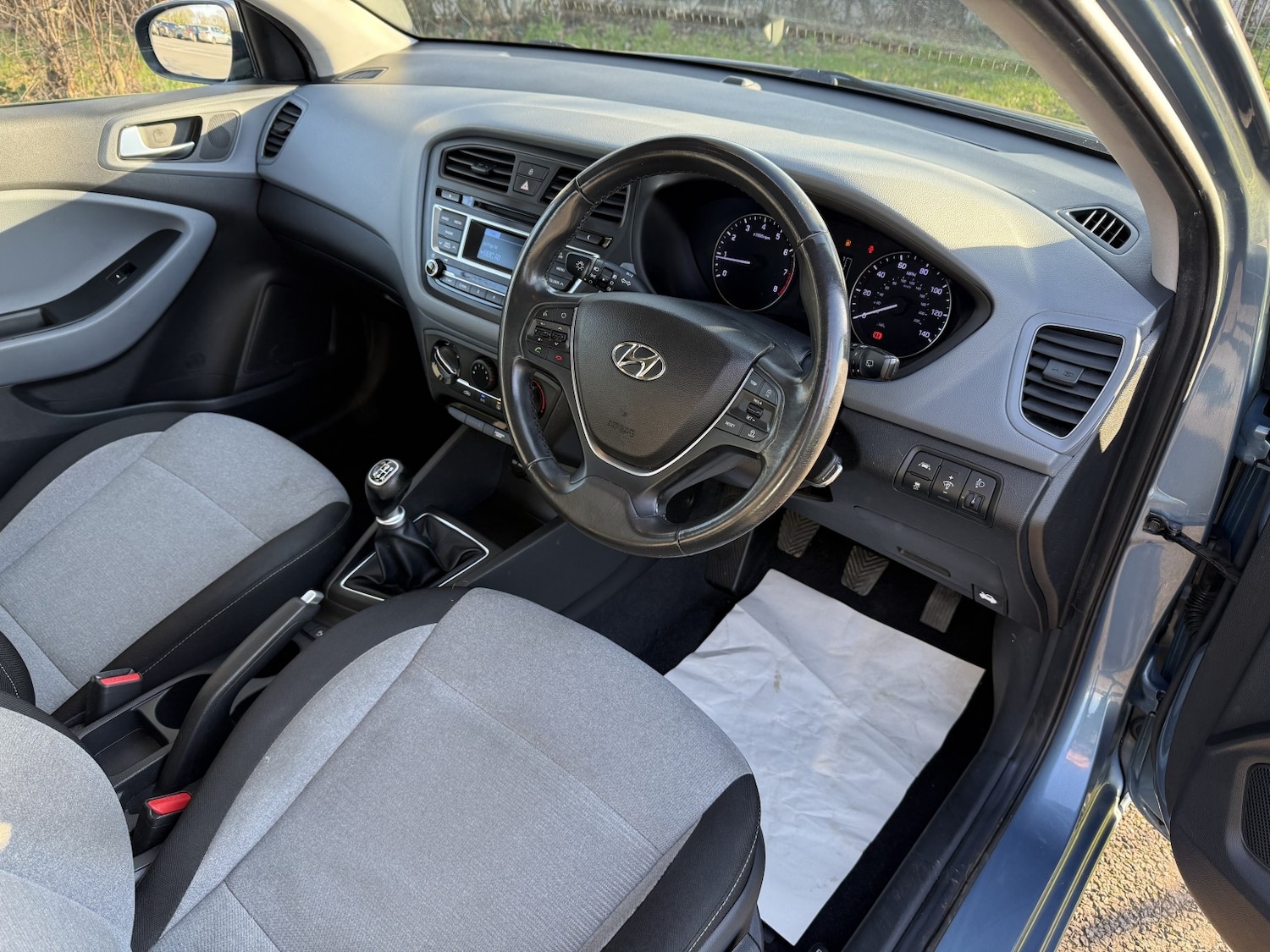 Used Hyundai i20 2015 for sale - 77049278: Photo 7