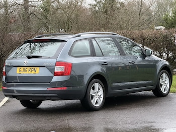 Used Skoda Octavia 2015 for sale - 77357271: Photo