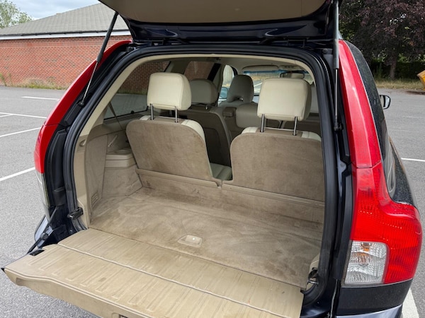 Used Volvo XC90 2008 for sale - 76319448: Photo 16