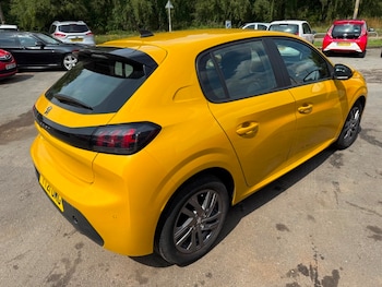 Used Peugeot 208 2021 for sale - 75398201: Photo