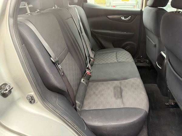 Used Nissan Qashqai 2015 for sale - 75347940: Photo 10