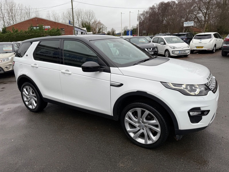 Used Land Rover Discovery Sport 2017 for sale - 77213214: Photo 2
