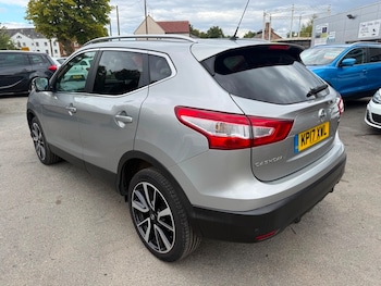 Used Nissan Qashqai 2017 for sale - 79551371: Photo