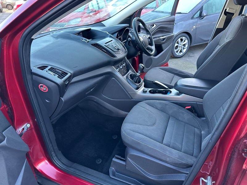 Used Ford Kuga 2015 for sale - 77313825: Photo 8