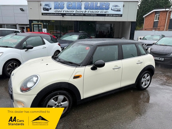 Used MINI One 2015 for sale - 75728126: Photo 1