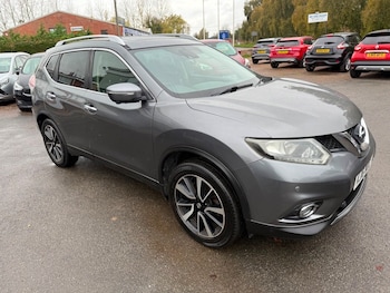 Used Nissan X-Trail 2016 for sale - 76430611: Photo