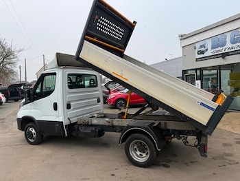 Used Iveco Daily 2022 for sale - 77749299: Photo