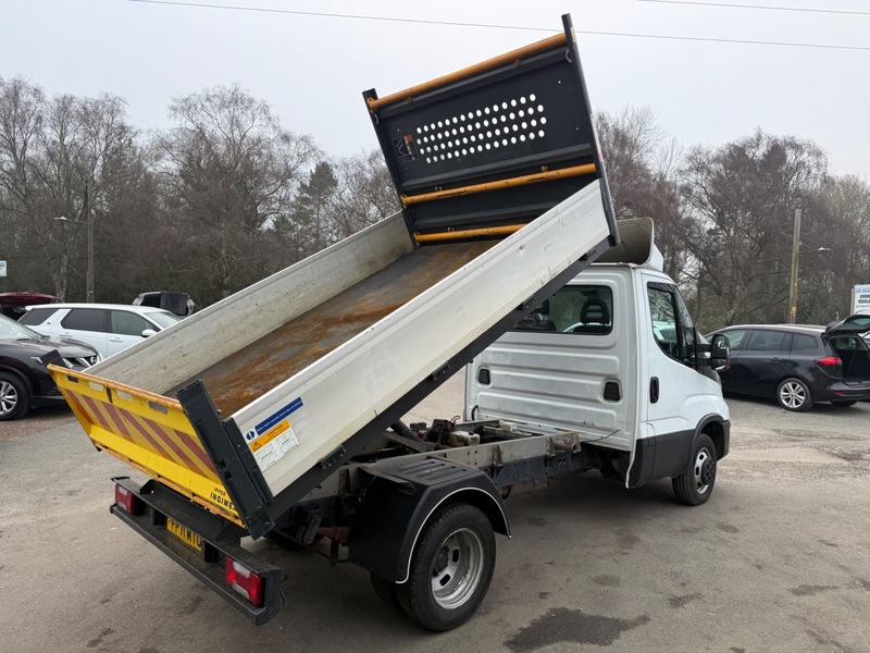 Used Iveco Daily 2022 for sale - 77749299: Photo 4