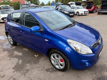 Used Hyundai i20 2011 for sale - 75948032: Photo