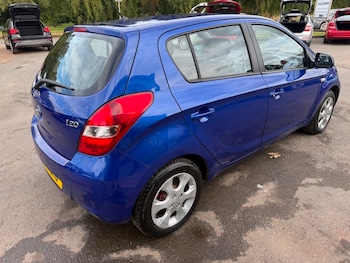 Used Hyundai i20 2011 for sale - 75948032: Photo