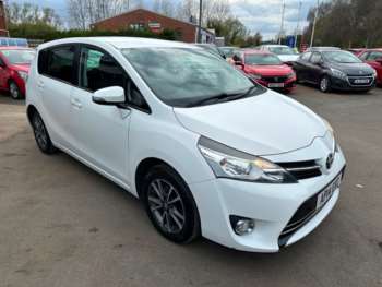 Used Toyota Verso 2014 for sale - 74332853: Photo