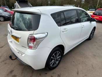 Used Toyota Verso 2014 for sale - 74332853: Photo