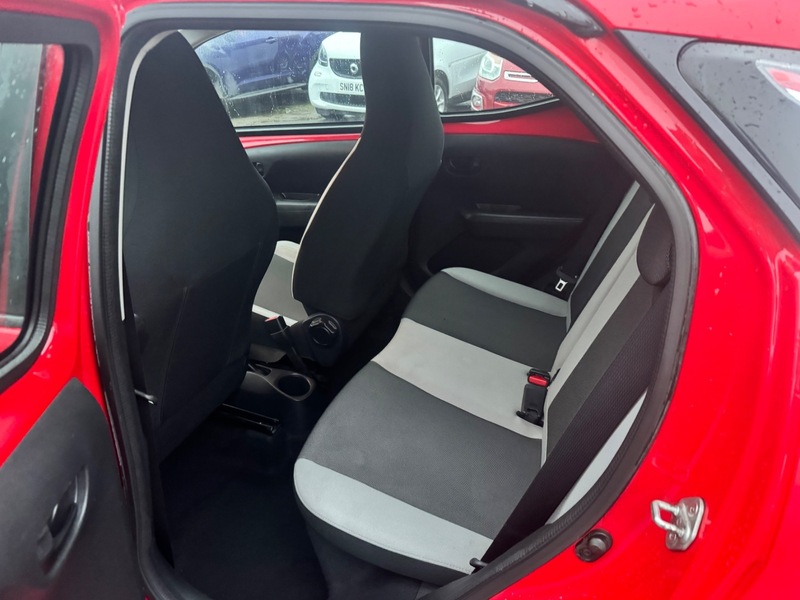 Used Toyota AYGO 2015 for sale - 77288730: Photo 12