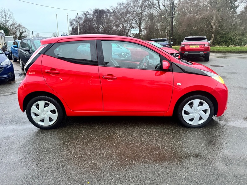 Used Toyota AYGO 2015 for sale - 77288730: Photo 6