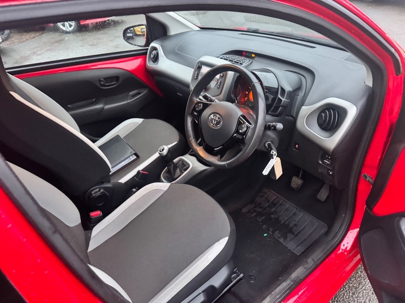 Used Toyota AYGO 2015 for sale - 77288730: Photo 9